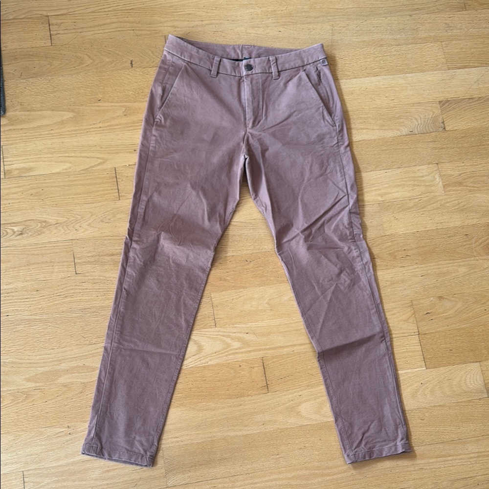 Lululemon Men's Mauve Pants